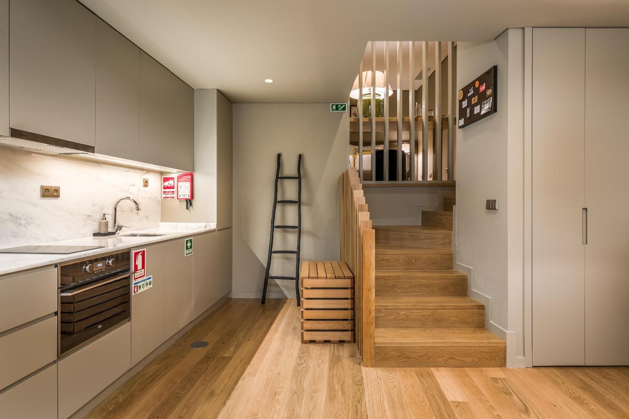 Legends House By Sweet Apartahotel